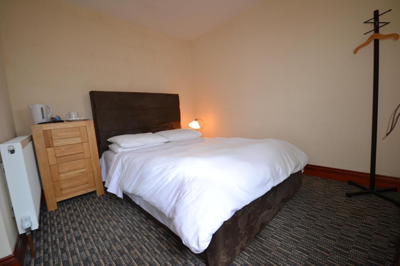 Airport Guest House Слау Екстер'єр фото