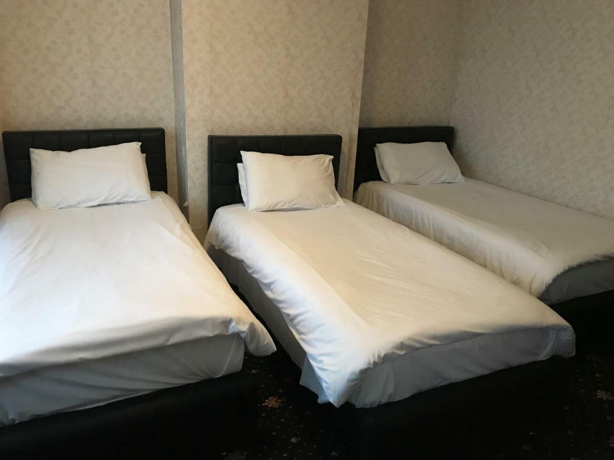 Airport Guest House Слау Екстер'єр фото